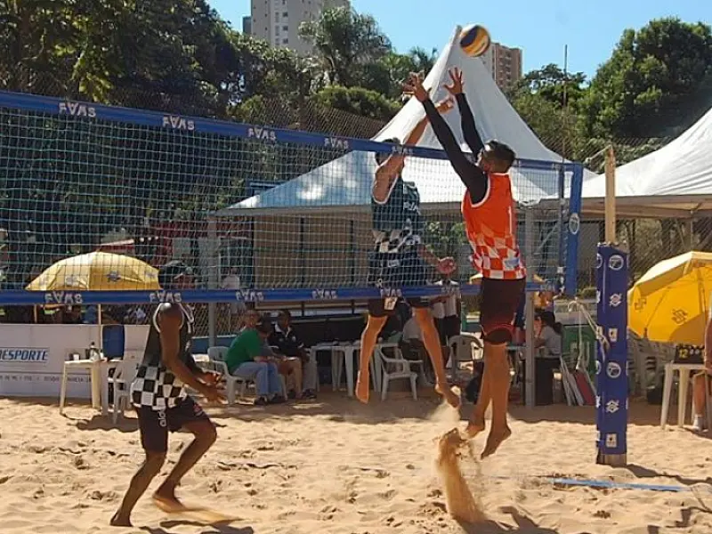 Com apoio da Fundesporte, etapa do Estadual de Vôlei de Praia começa nesta quinta-feira