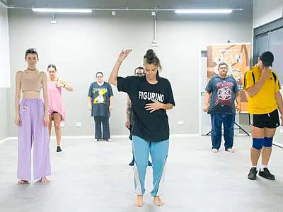 Professores exploram fusão de dança e tecnologia em oficina na Semana pra Dança