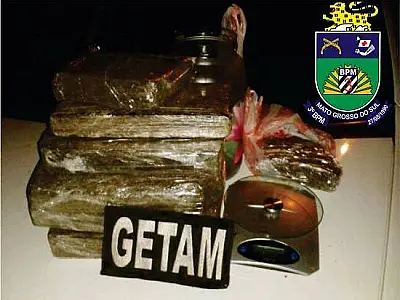 PM prende seis pessoas em “boca de fumo” em Dourados