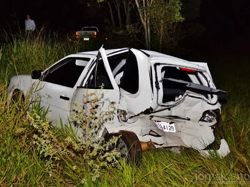 Colisão entre carros deixa feridos na MS 276