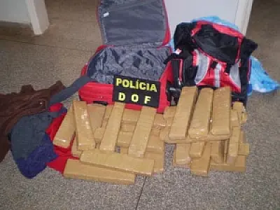 Adolescente é apreendido com maconha na MS-295