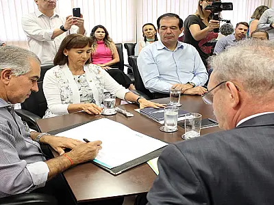 Governo firma cooperação com Organização Pan-Americana da Saúde para redução da mortalidade materna e infantil