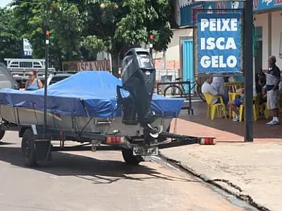 Com a liberação da pesca, comércio e hotéis de Coxim começam a ter alta no movimento