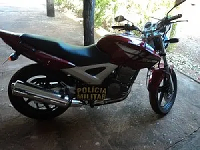 Polícia Militar de Bataguassu recupera motocicleta furatada