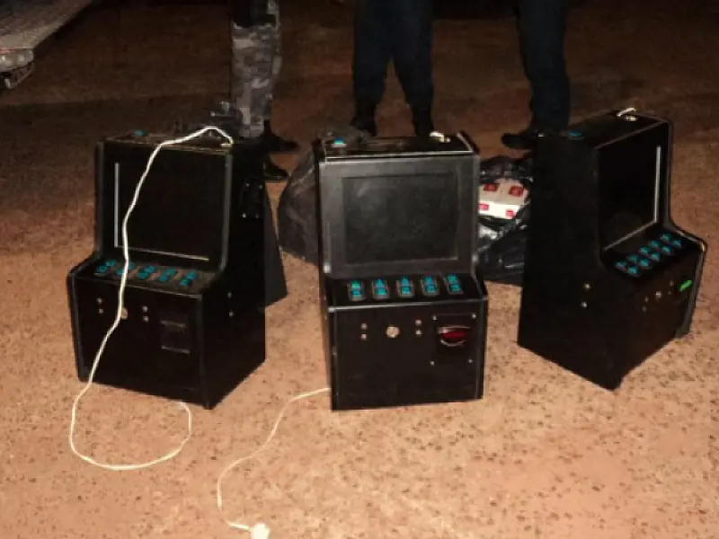 Sete máquinas de jogo de azar são apreendidas na cidade de Três Lagoas pela PM