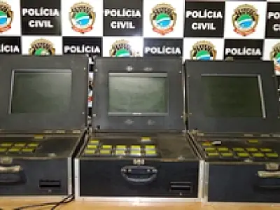 Polícia apreende máquinas de jogos de azar