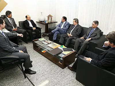 Deputados e TCU orientam prefeitos e elaboram ações na fronteira