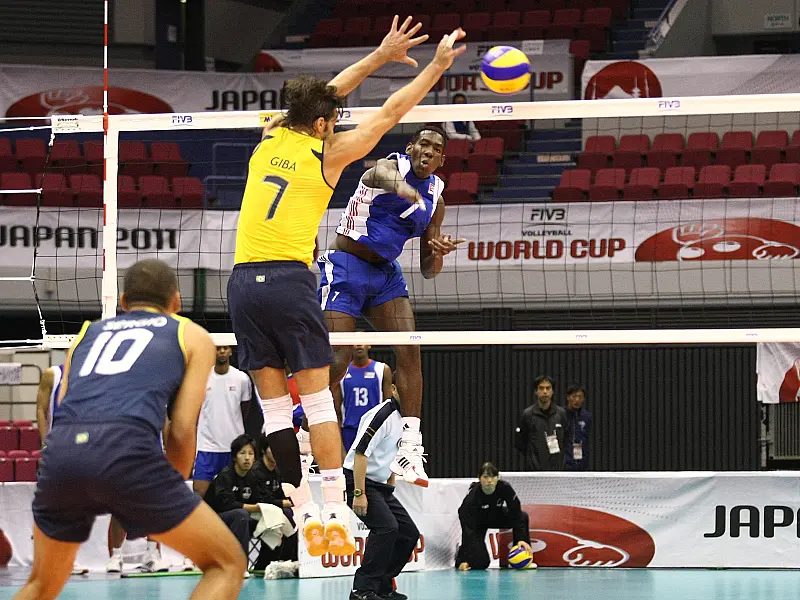 Copa do Mundo: Cuba vence Brasil no tie-break