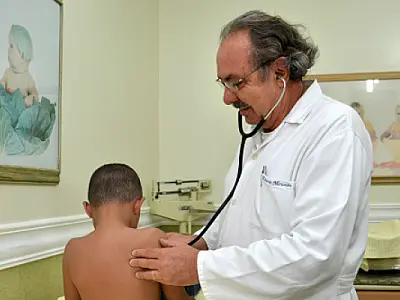 Doenças respiratórias lotam postos; pediatra orienta à prevenção