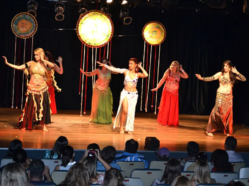 Estúdio de Dança do Ventre apresenta o espetáculo “Chakra do Coração”