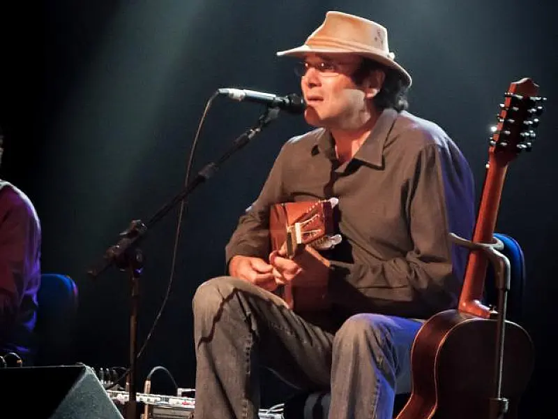 Almir Sater faz show neste domingo em Campo Grande