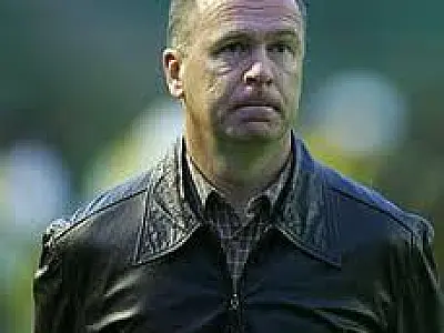 Mano Menezes deixa o comando do Flamengo após derrota