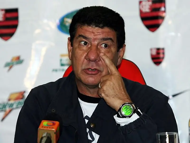 Joel Santana é demitido do Flamengo