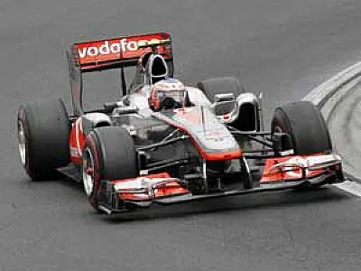Button vence GP da Hungria; Massa termina em 6º