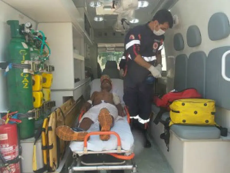 Homem é baleado na frente do filho em tentativa de assalto
