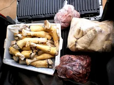 Policia Civil prende quatro homens em flagrante por furto de carnes
