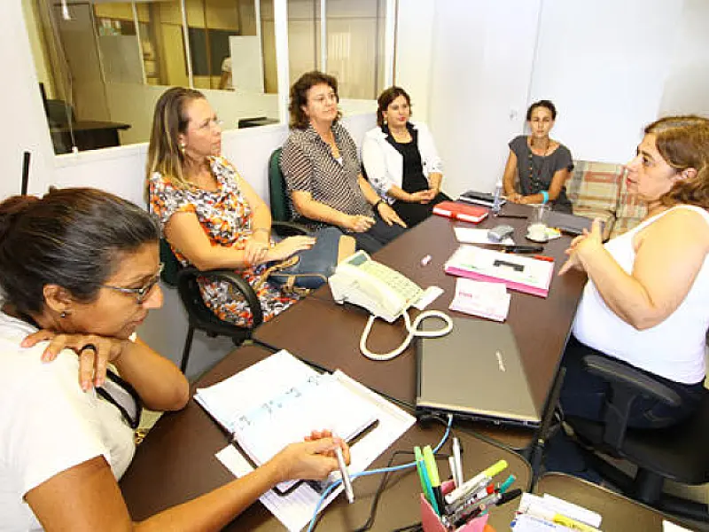 Subsecretaria da Mulher discute enfrentamento à violência com representantes Nacional