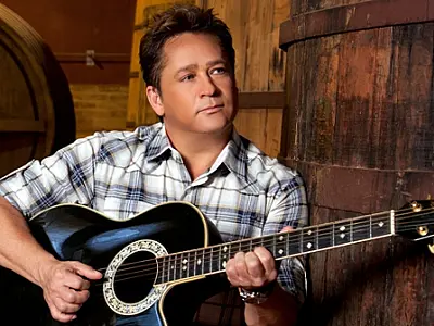 Leonardo fará show em novembro em Campo Grande