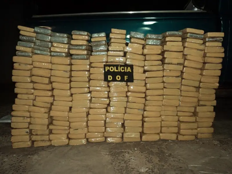 DOF apreende diversos tabletes de maconha em veículo na MS-280