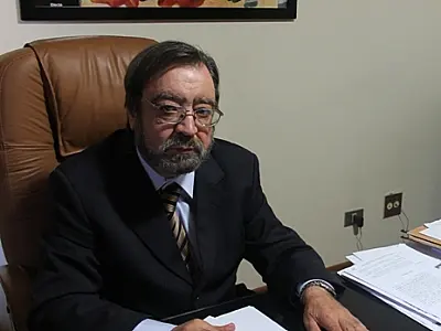 Caso Giovanna: Advogado do suspeito da agressão o aconselha a ficar longe dela