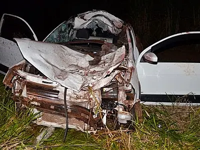 Morre motorista de carro que bateu em vaca em Glória de Dourados