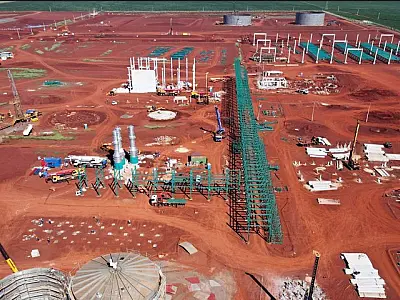Obras da usina de etanol em Maracaju avançam e operações devem começar até o final de 2023
