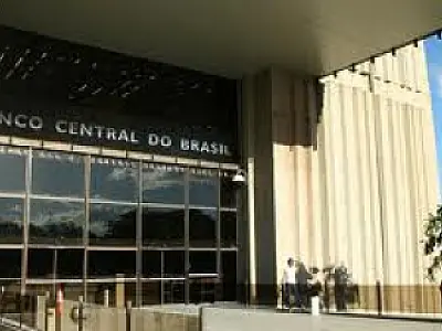 Atividade econômica cresce 0,84% em abril, mas em ritmo menor