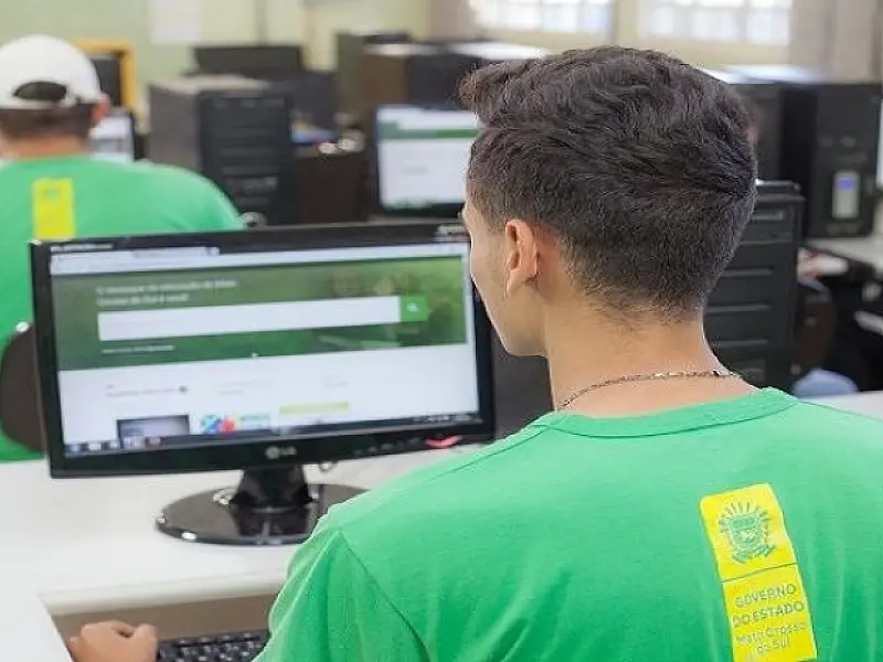 Estudantes da REE iniciam recesso escolar nesta segunda-feira (11)
