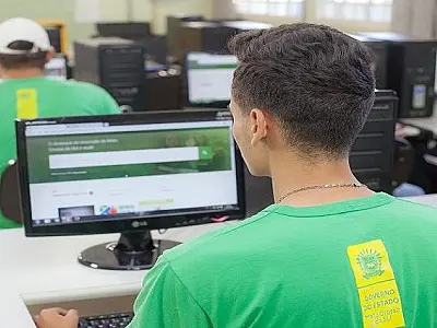 Estudantes da REE iniciam recesso escolar nesta segunda-feira (11)
