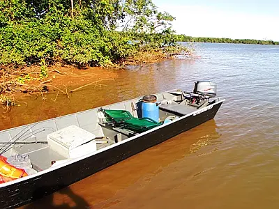 PMA autua dois pescadores do PR por pescar sem licença