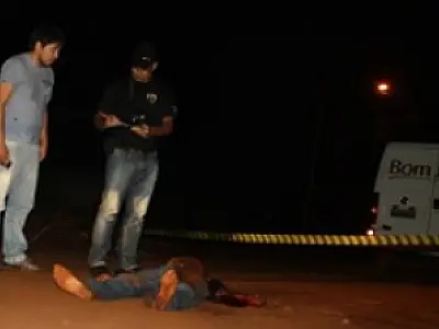 Homem é assassinado com 11 facadas na Vila São Braz em Dourados