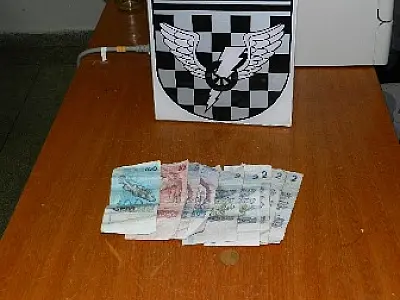 PM prende dois irmãos com droga e fação em Corumbá