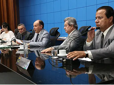 Seis propostas devem ser analisadas pelos parlamentares nesta quinta-feira