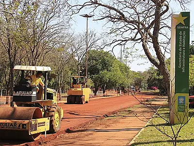 Reforma do Parque dos Poderes mantém uma das pistas da Avenida José Nunes da Cunha interditada até s