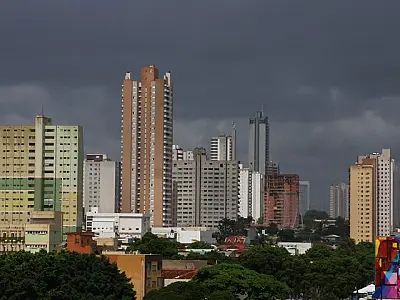 Segunda tem previsão de tempo com sol e chuvas isoladas no Estado
