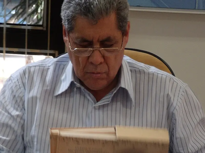 André retorna ao comando do governo de MS