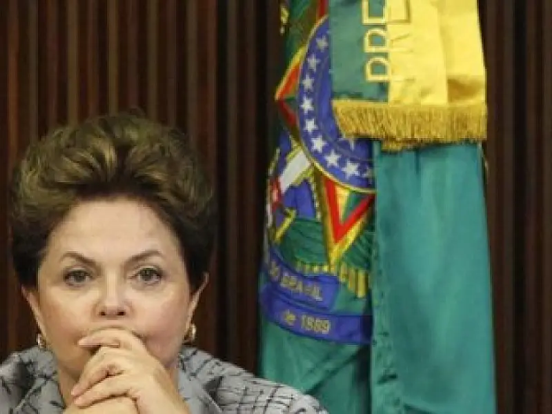 Presidente Dilma veta venda de remédios em supermercados