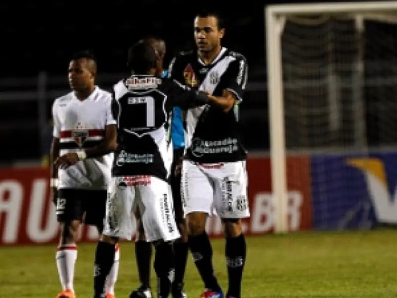 Ponte, Grêmio e Atlético-PR vencem; outros dois empatam