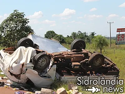 Motorista morre após caminhonete capotar na BR-060
