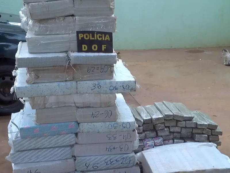 DOF apreende mais de meia tonelada de maconha em veículo