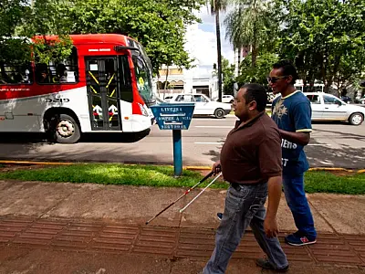 Aplicativo garante autonomia e traz dignidade aos usuários do transporte público com deficiência visual
