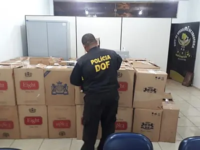 Polícia descobre depósito com 3.250 pacotes de cigarro contrabandeado