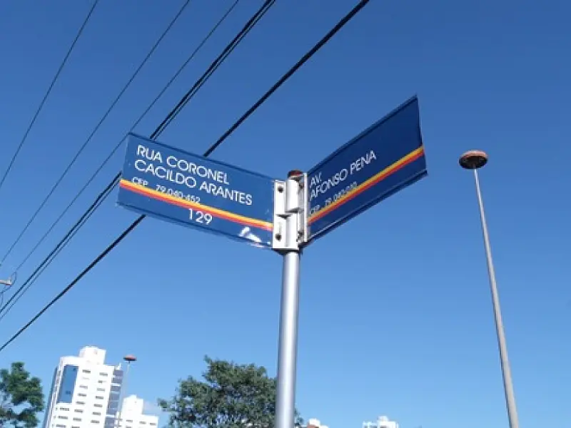 Ciclista morre atropelado em cruzamento na Capital