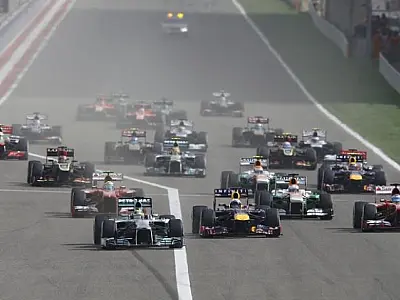 Vettel aproveita problema de Alonso, vence no Bahrein e domina campeonato