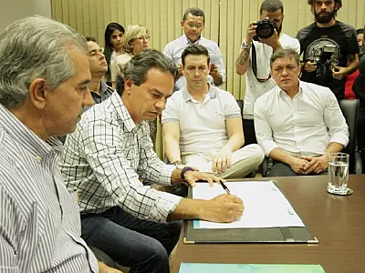Prefeitura e Governo assinam convênio para construção de 80 unidades habitacionais na Aldeia Água Bonita