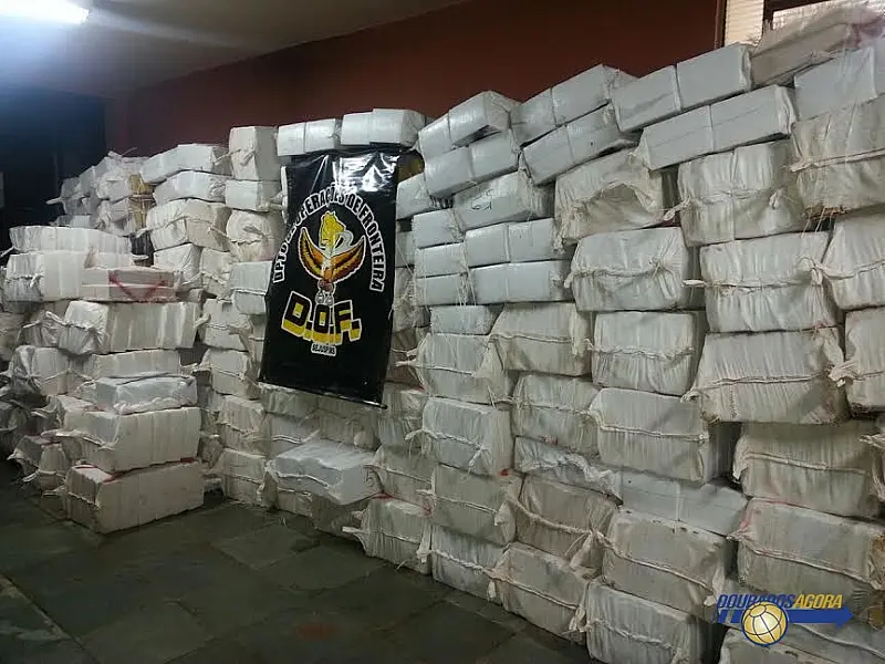 Motorista do PR é preso em MS com 7t de maconha pelo DOF