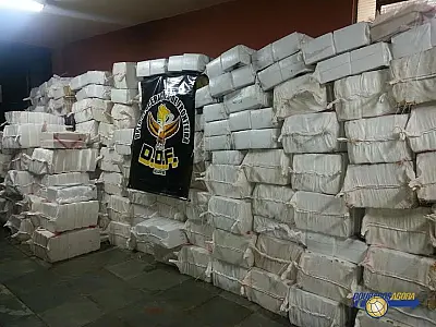 Motorista do PR é preso em MS com 7t de maconha pelo DOF