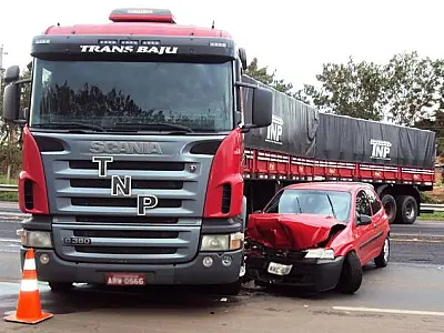 Carro de Bataguassu se envolve em acidente no Estado de SP