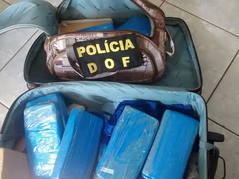 DOF apreende 20 quilos de maconha em ônibus