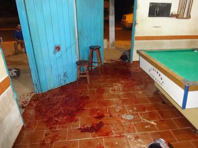Briga em bar termina com três feridos gravemente em Alcinópolis